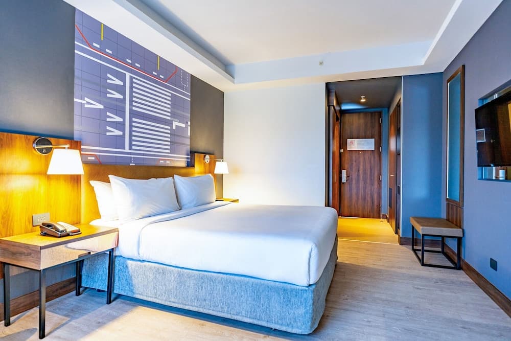 Courtyard by Marriott Santiago Airport