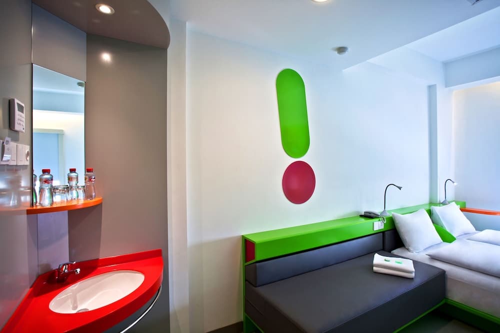 POP! Hotel Gubeng Surabaya