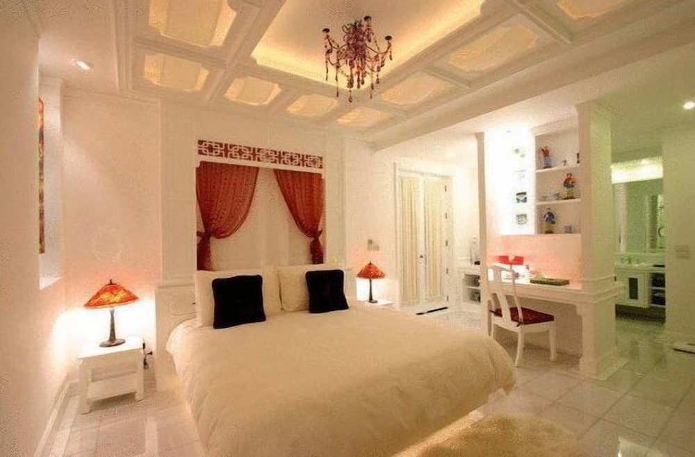 Bann Tazala Exclusive Residence