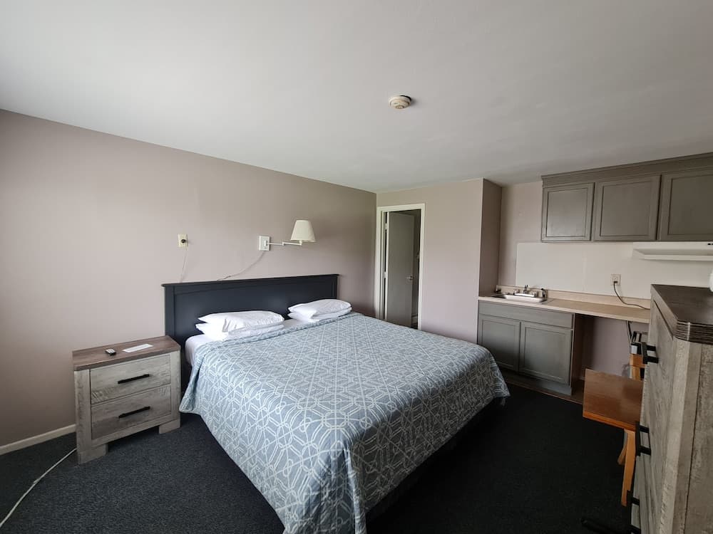 Flagship Motor Court