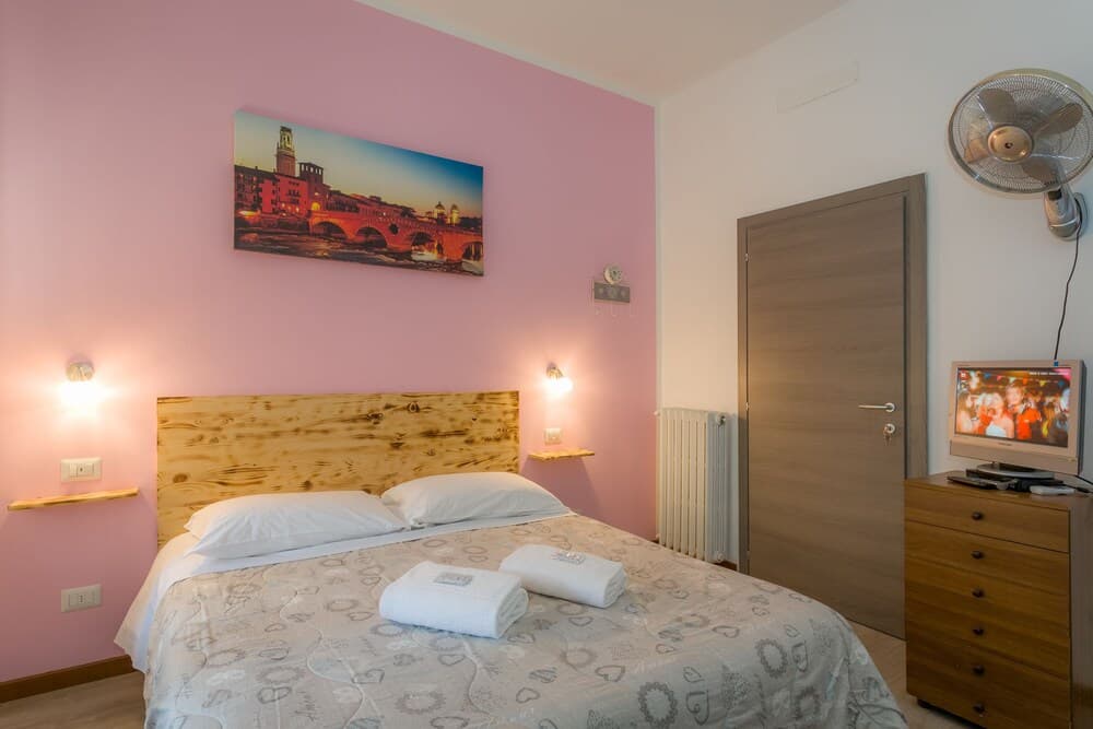 Juliette House Rooms