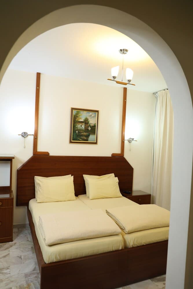 Viccini Suites Hotel