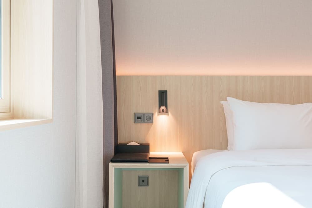 ibis Styles Ambassador Jeonju City Centre