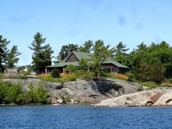 Gwanatchewan Cottage - Private Island