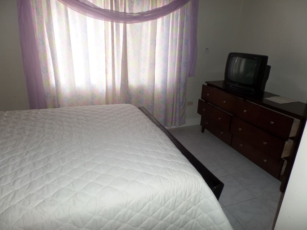 The Royal Kensington Guest House