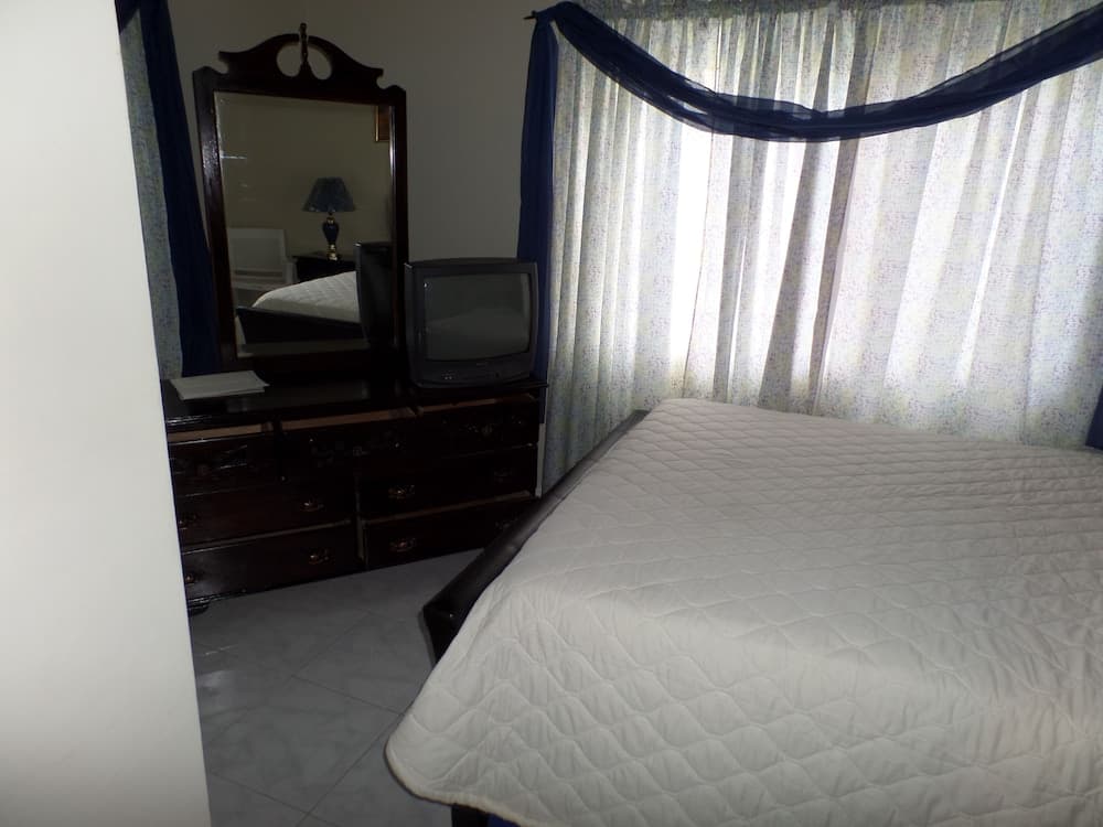 The Royal Kensington Guest House