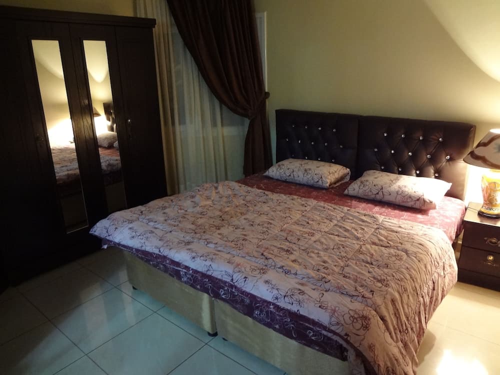 Flora Park Hotel Apartment