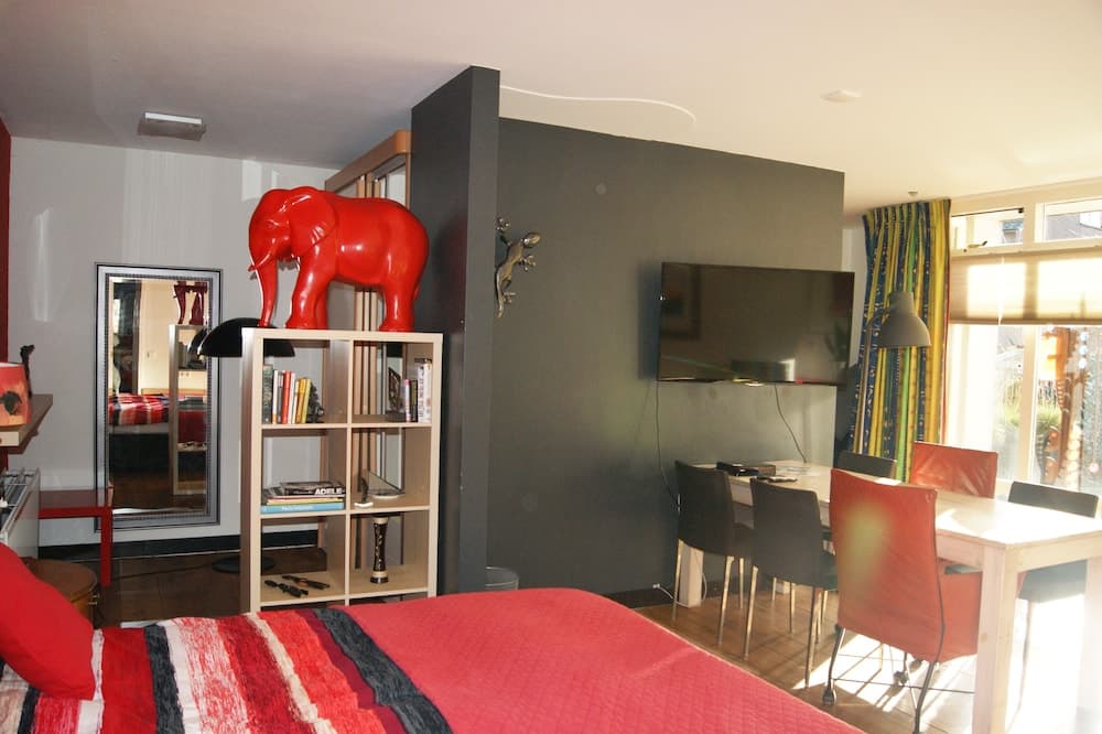 Bed & Breakfast Maasland