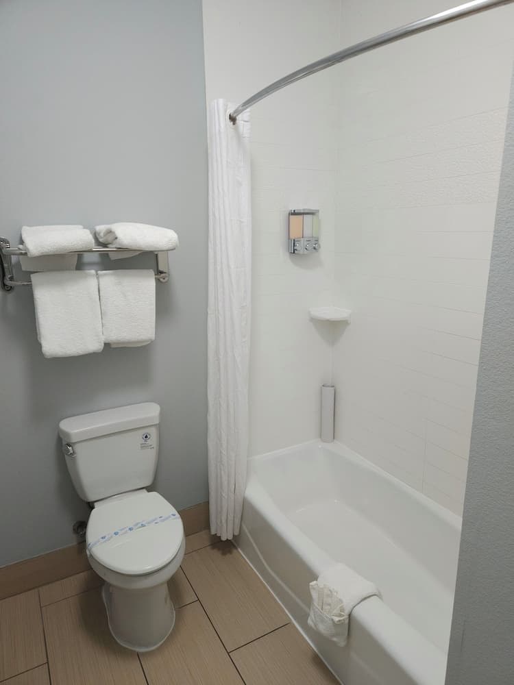 Executive Inn and Suites Tyler