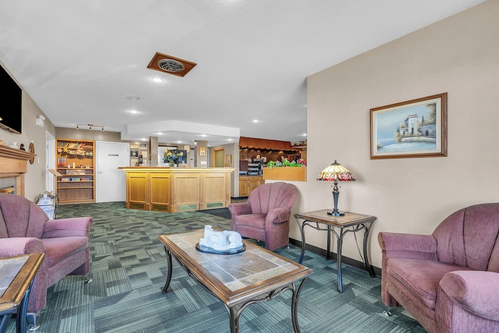 Woodland Inn Meadow Lake