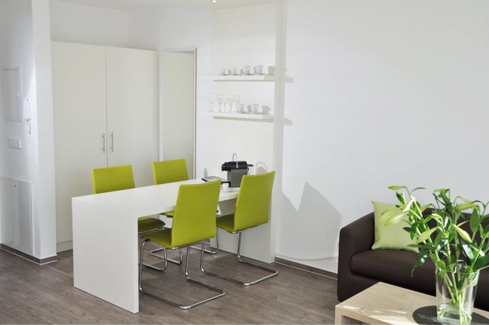 ADAPT APARTMENT HOTEL Berlin-Adlershof