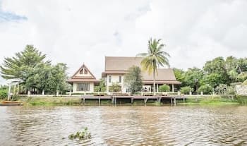 Tharnrarin Villa Suphan Buri