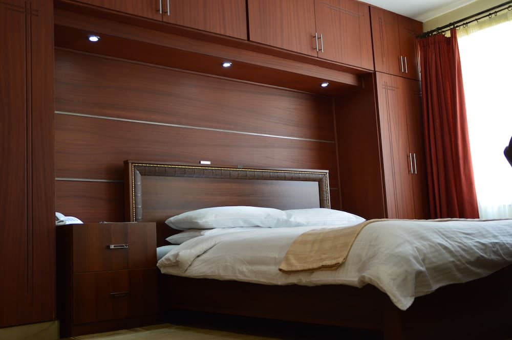 Norfolk Towers Serviced Apartments