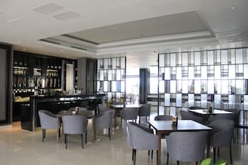 Grand Mercure Solo Baru