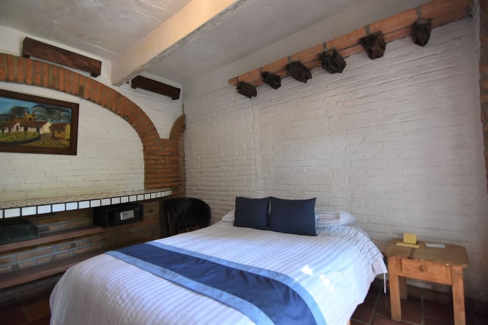 Sayulita Beach House Hotel