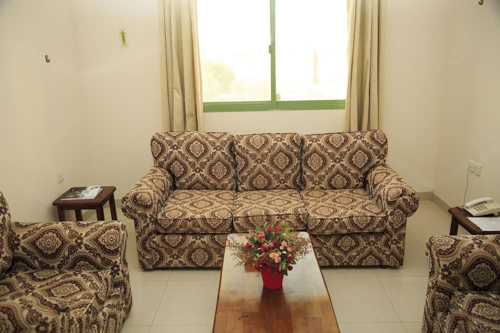 Gulf Hotel Apartment