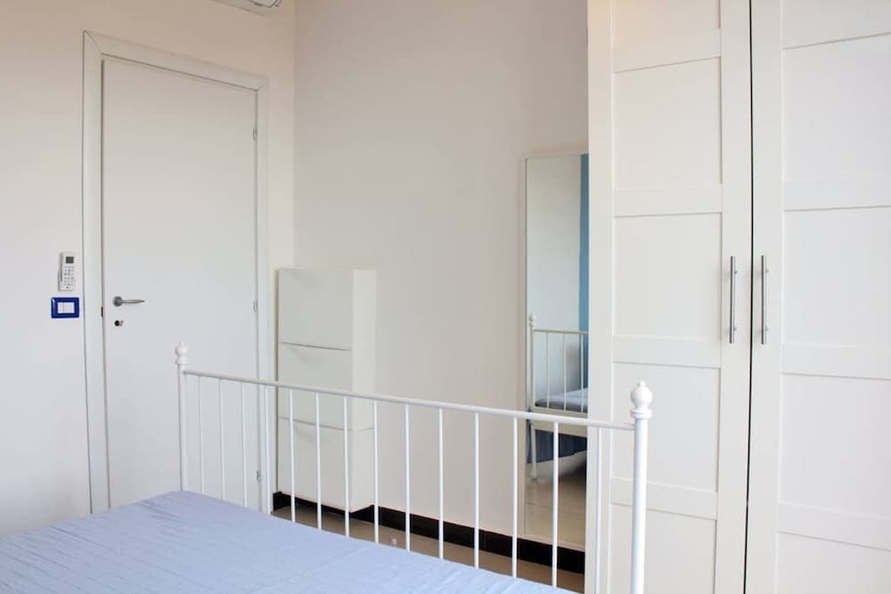 Comeinsicily - Rocce Nere