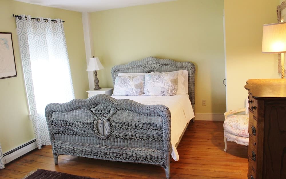 King Hill Inn & Kitchen