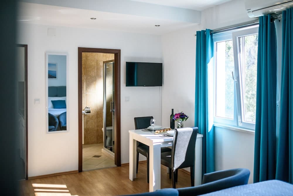 California Apartments