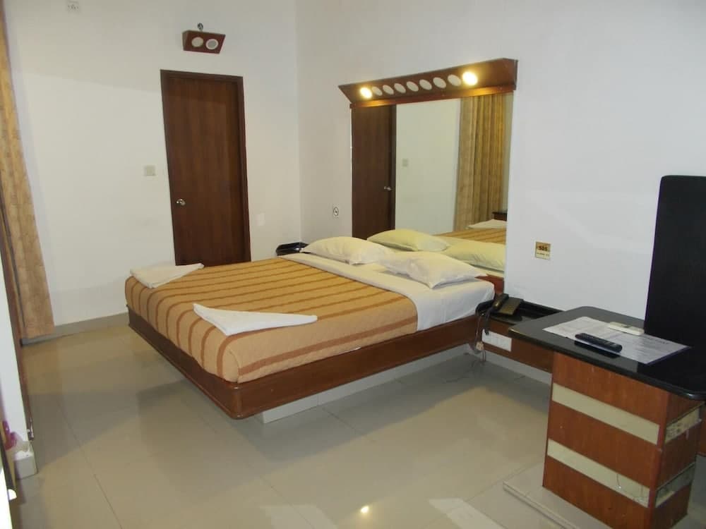 Lotus Comfort-A Pondy Hotel