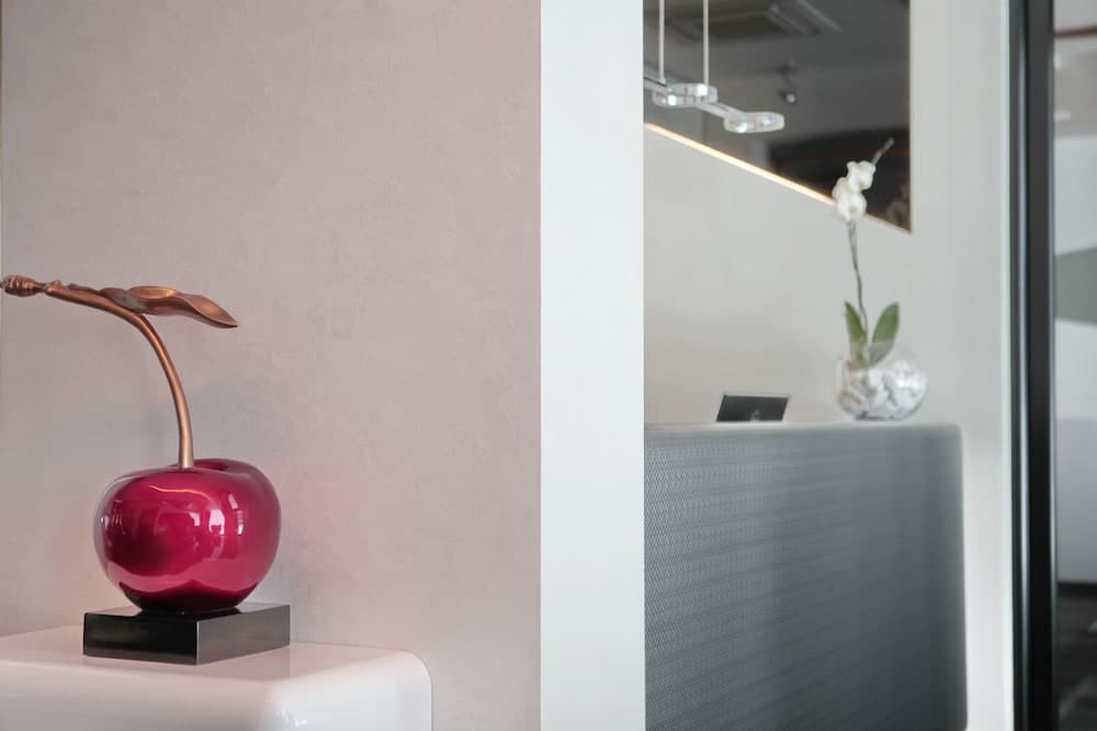 Nova City Hotel Signature Collection