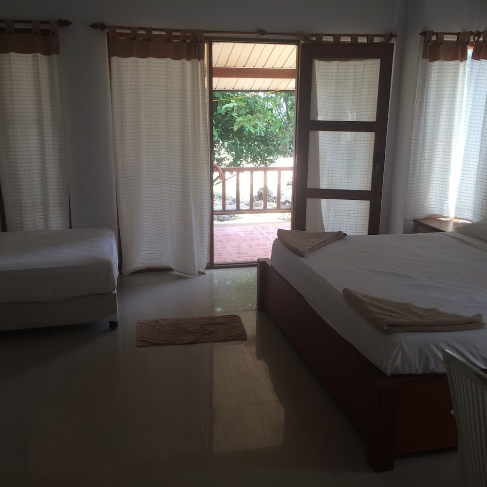 Diamond Beach Resort