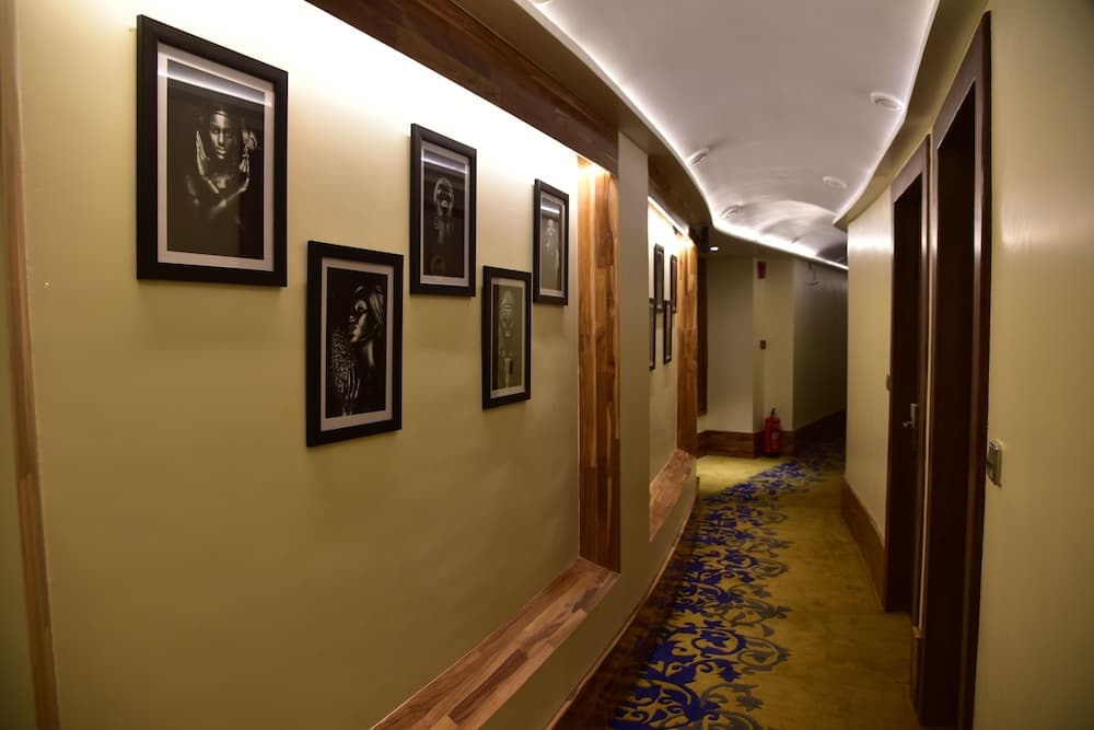 The Cedar Grand - Hotel & Spa