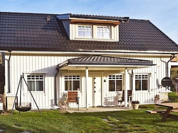 4 Person Holiday Home in Oksvoll