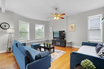 Spacious 3-Bedroom with King Bed