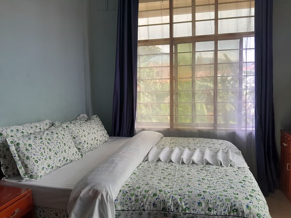 HIGHLAND BREEZE AVACADO HOTEL