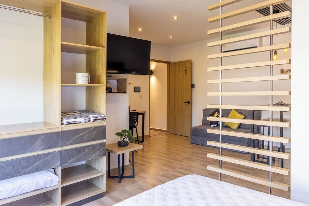 Caobos Center Coliving & Coworking