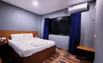 Tourist Land Resort City View Delux