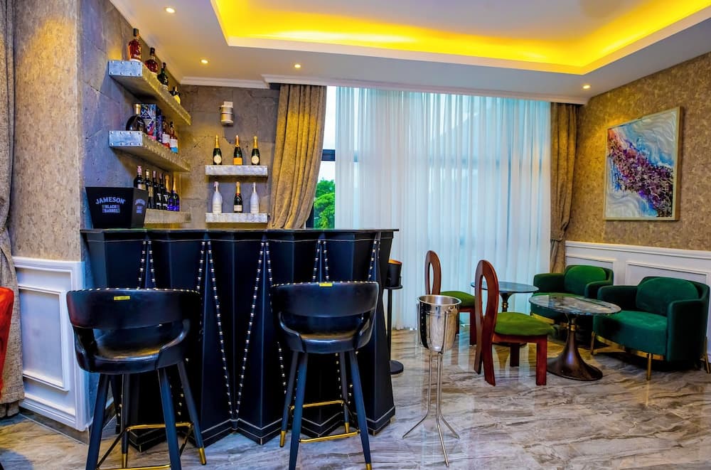 T-Stone Apartment Hotel