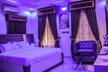 Readyhomes  Shortlets and Apartments