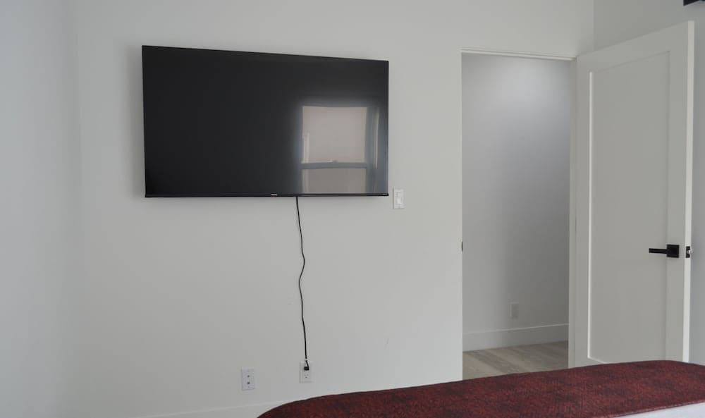 Dimond Abode Vacation Rental