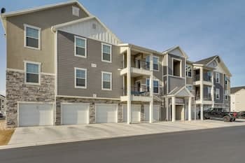 15 Mi to Sundance: Pet-friendly Condo in Vineyard