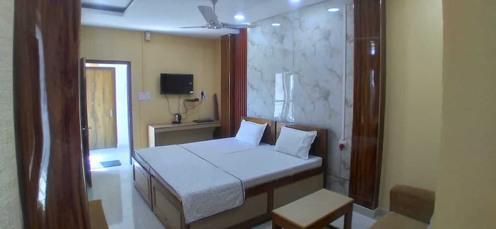 Hotel Royal Residency Assam By GRB