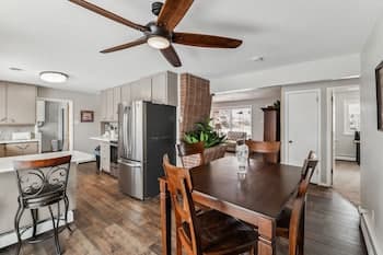 Comfortable & Spacious 3br Home In Cheyenne 3 Bedroom Home