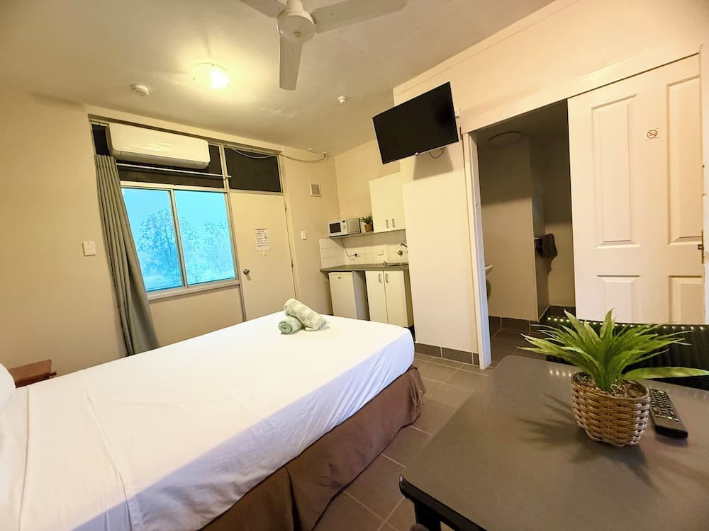 Tropical River Hotel