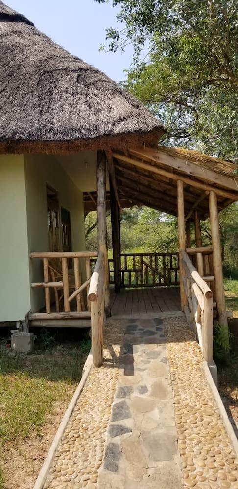 savannah murchison lodge