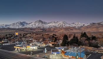 The Palisades Lodge of Big Pine