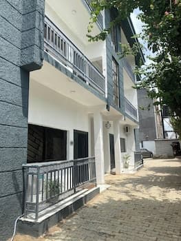 Duplex 16 Apartments