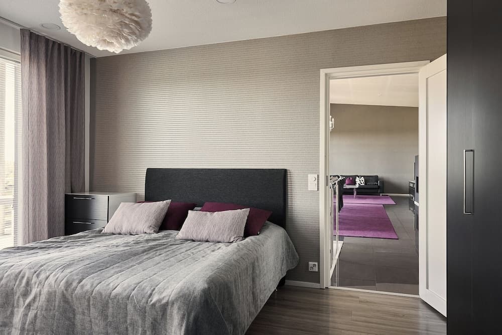 Platinum Swing - Spacious 4BR Villa with Panorama Views