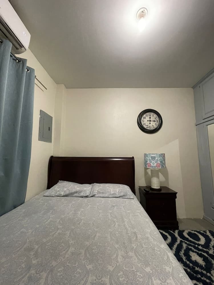 El Carmen Apartments