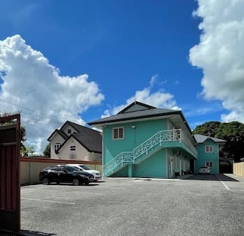 El Carmen Apartments