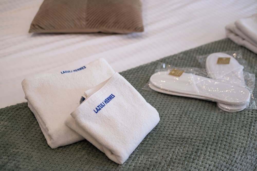 Lazuli Hermes Apartments