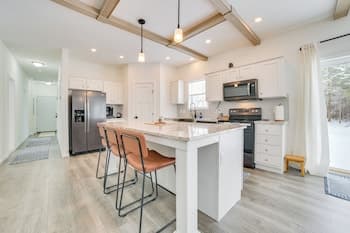 Walk to Beach: Modern Retreat in Presque Isle!