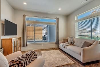 Hill Field Stays by Cloud Dream Homes