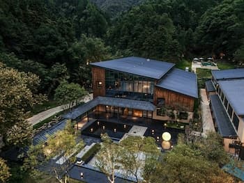 Jingdezhen Xingshan Shiwai Dongliyuan