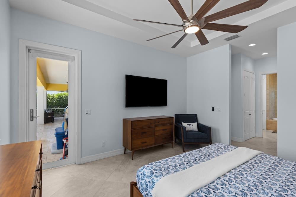 Sunrise Island Retreat